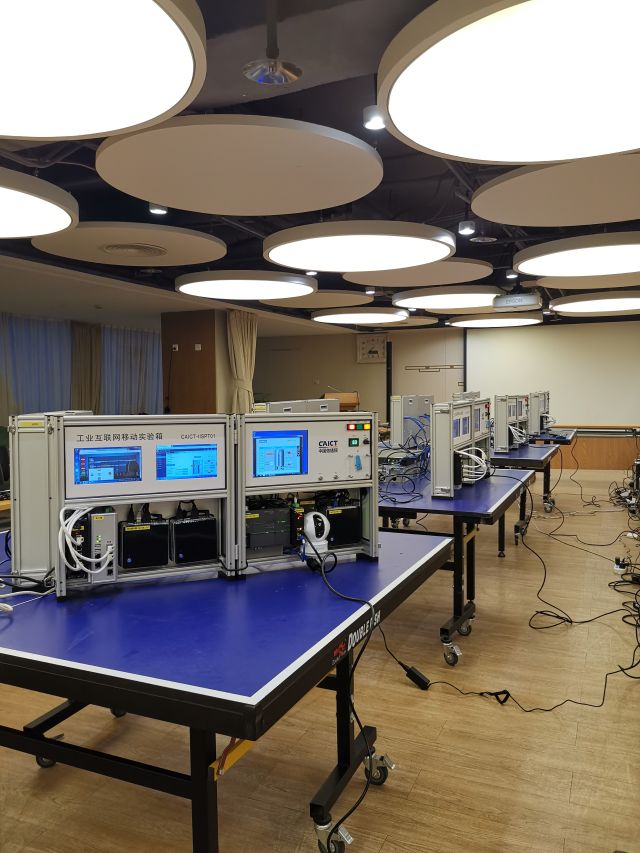 0227_205617_505.jpg 201-4.jpg