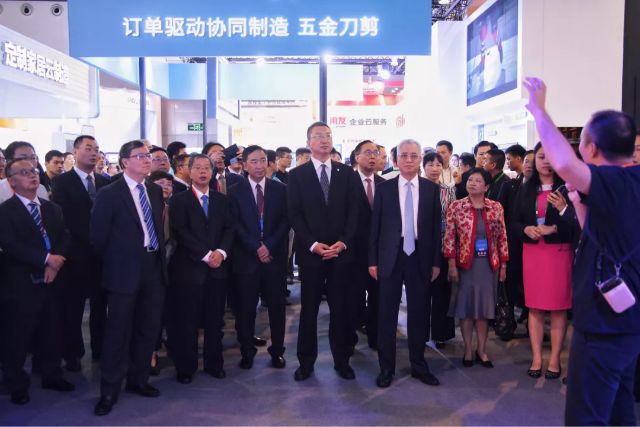 0227_211441_174.jpg 189-3.png